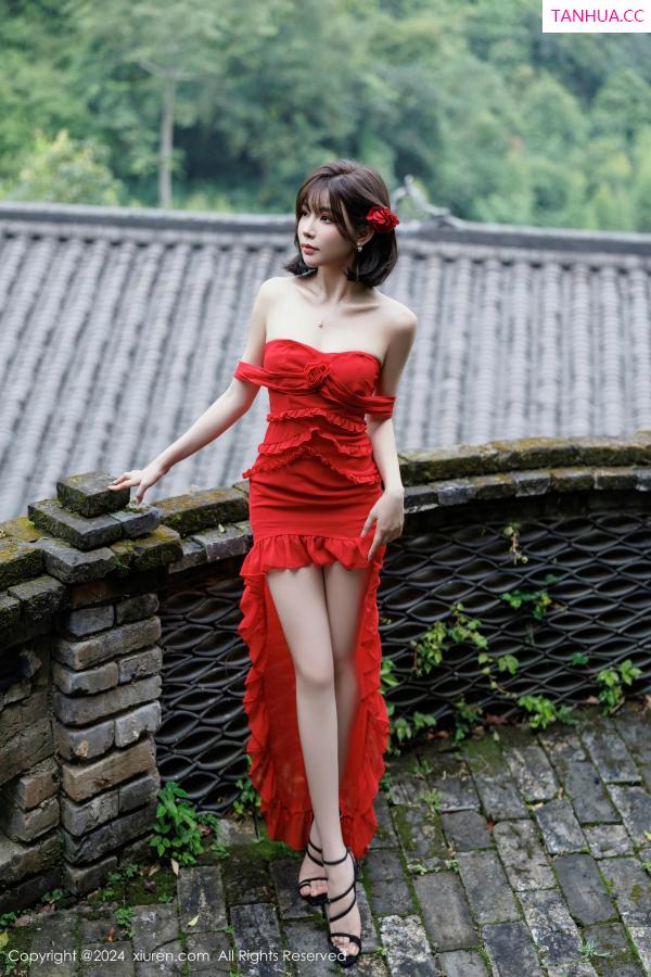 陈芝 芝芝Booty [XiuRen]高清写真图 2024.11.14 No.9449 徐莉芝Booty 黑丝美腿第18张图片